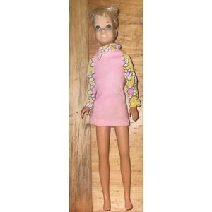 Vintage 1963  BLONDE SKIPPER  Barbie DOLL  BARBIE'S LITTLE SISTER